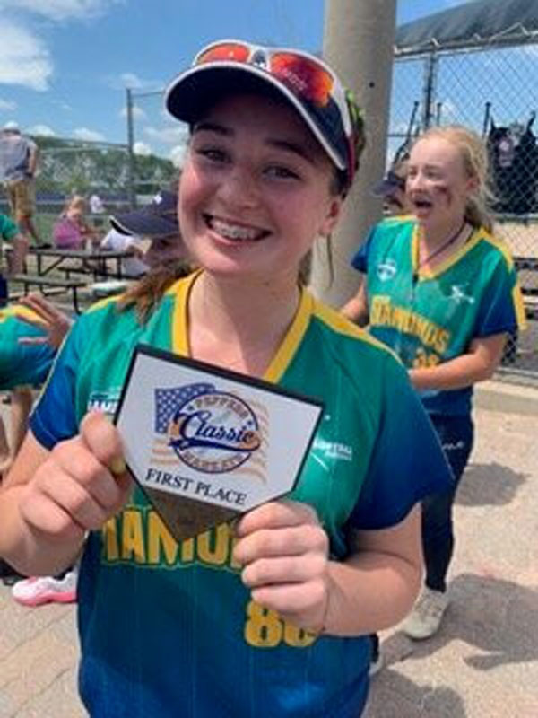 2021-softball-rising-star-3