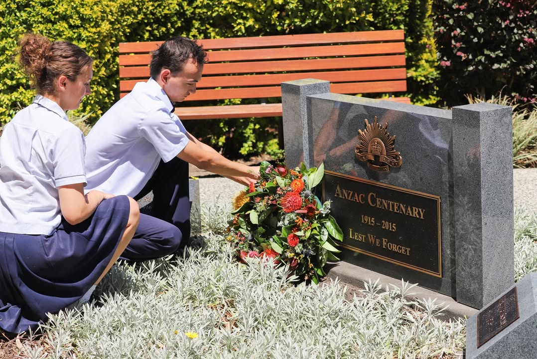 617762377044461_1241629791324380-1