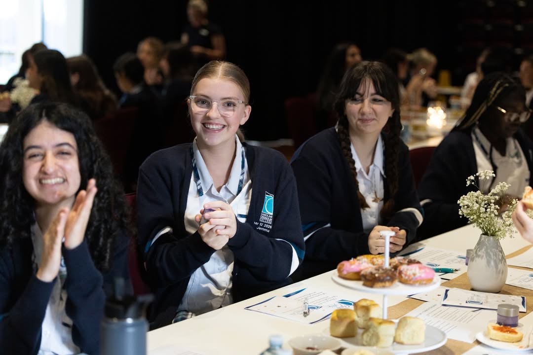 617762377044461_1246129870874372-1