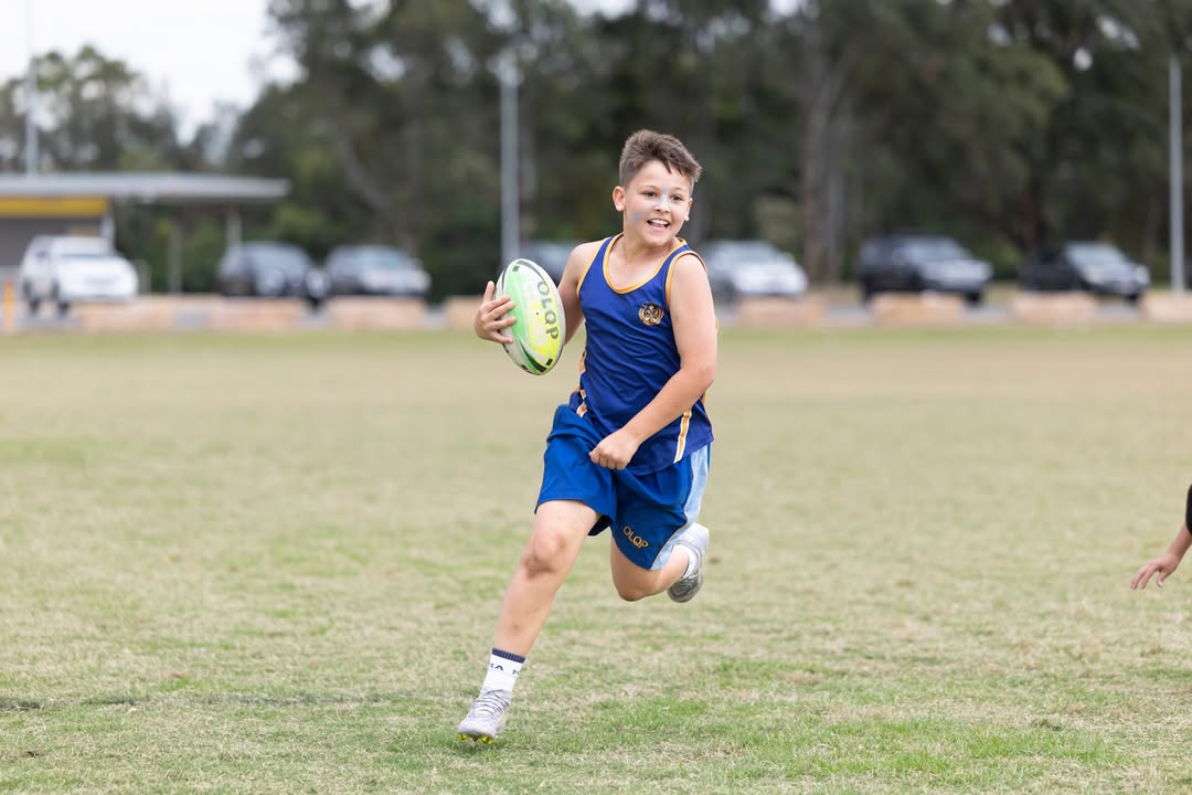 617762377044461_1246962867457739-1