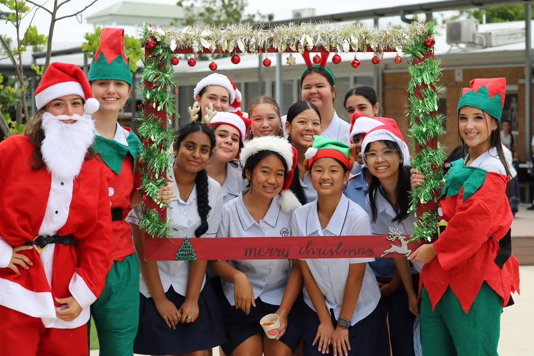 617762377044461_1276531667834192-1