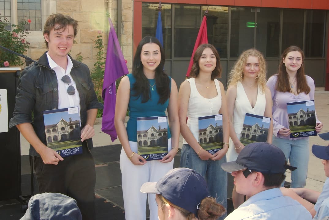 617762377044461_1323294923157866-1