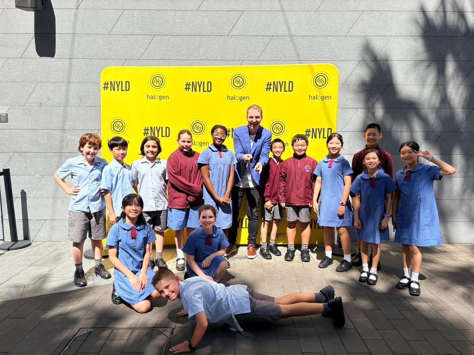 617762377044461_1354333433387348-1