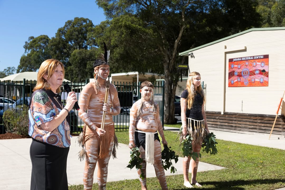 617762377044461_1363466595807365-1