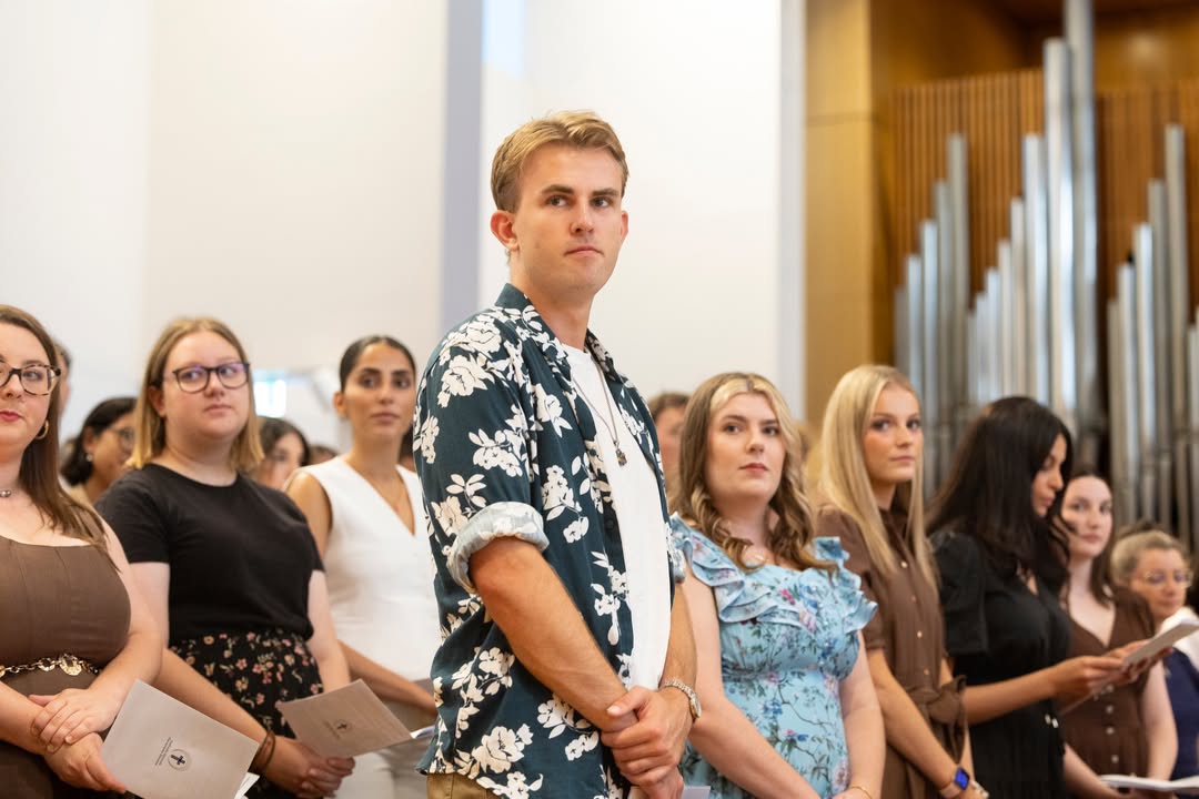 617762377044461_1365797292240962-1